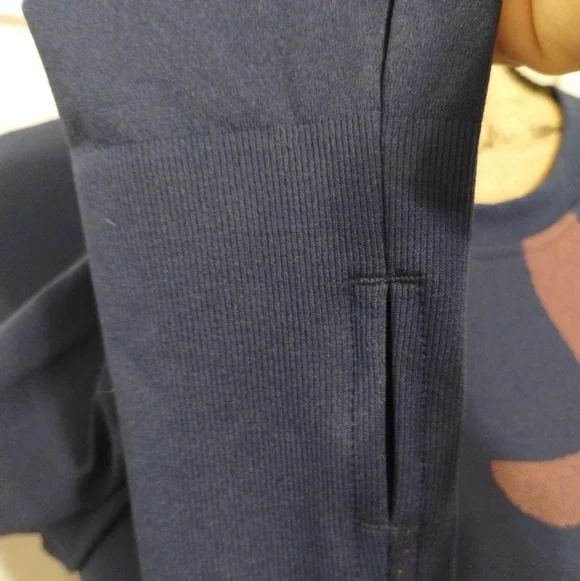 Oiselle Long Sleeve Women's Size M - Picture 4 of 4